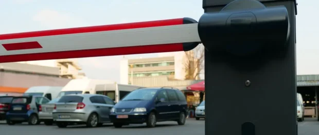 Шлагбаум для паркінгу: як обрати і скільки коштує